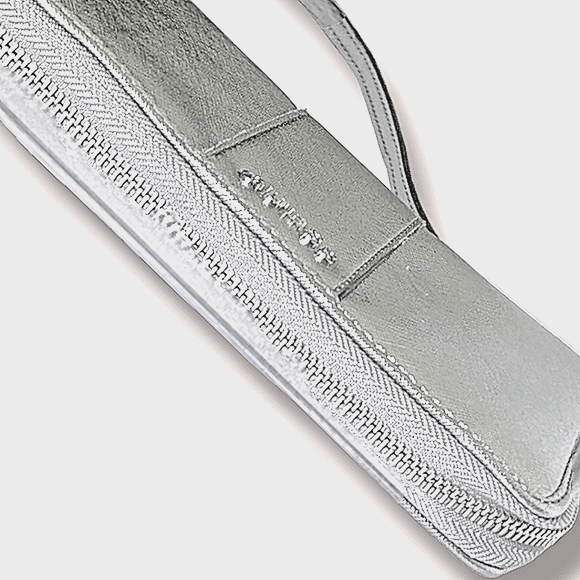 ❔Guess Silver Small Handbag Wallet - Picture 9 of 12